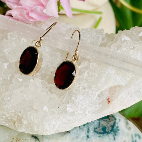 Garnet faceted oval earrings KEGJ813 - Nature's Magick