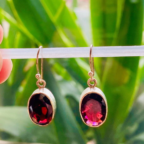 Garnet faceted oval earrings KEGJ813 - Nature's Magick