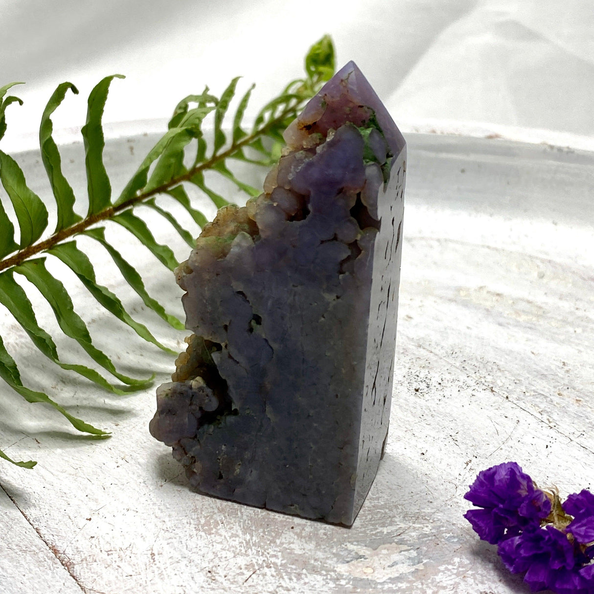 Grape Agate Point GAP-02 - Nature's Magick