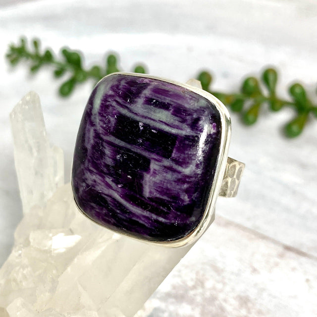 Kammererite square cabochon ring s.12 KRGJ2393 - Nature's Magick