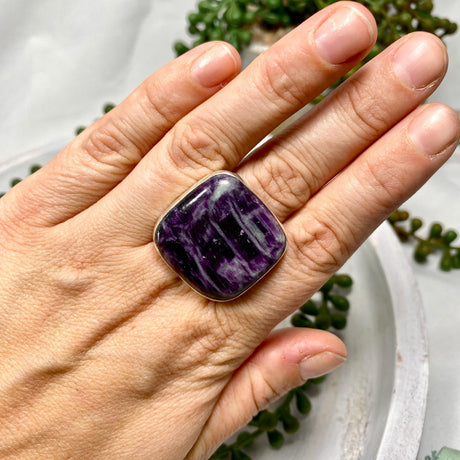 Kammererite square cabochon ring s.12 KRGJ2393 - Nature's Magick