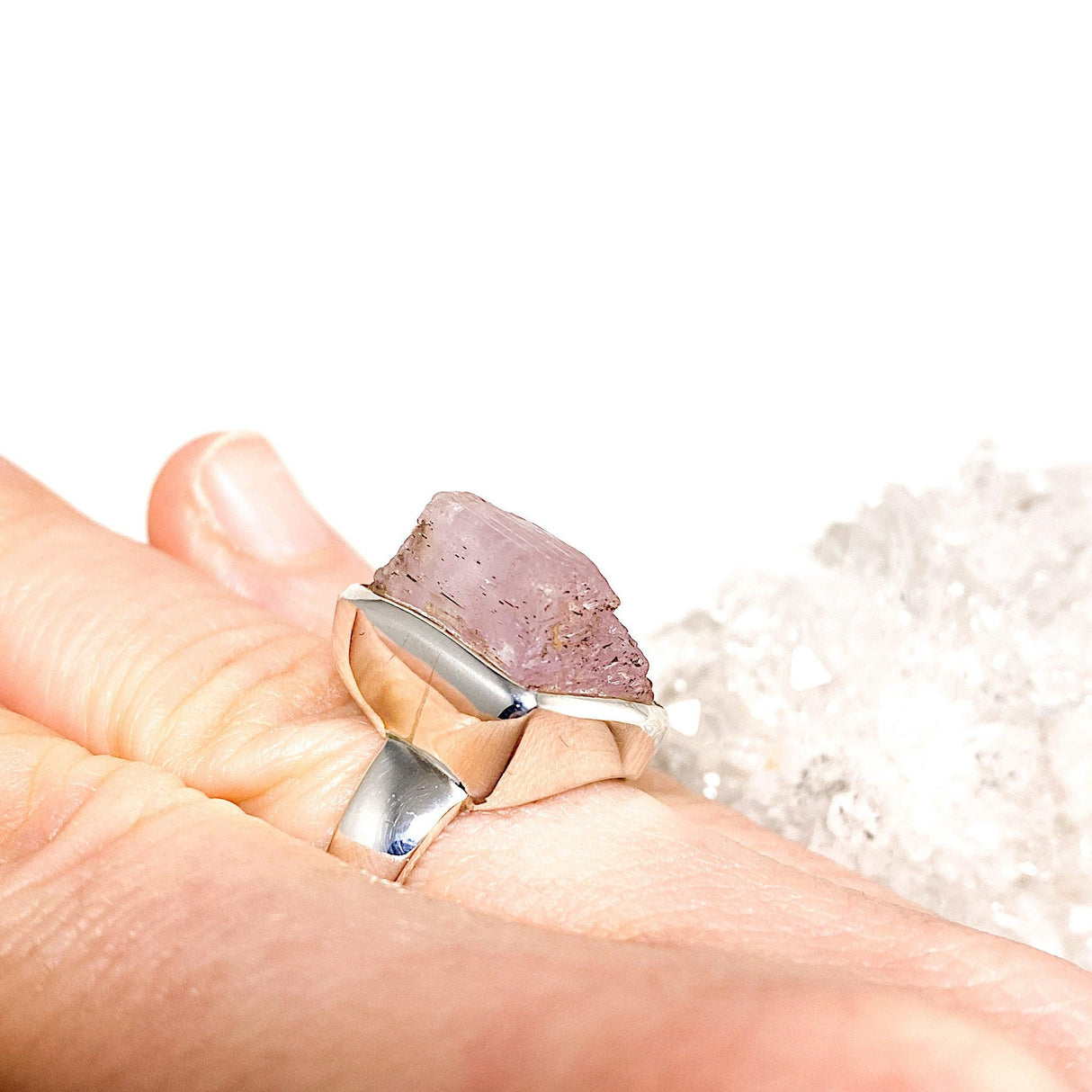 Kunzite raw crystal ring s.9 PRGJ195a - Nature's Magick