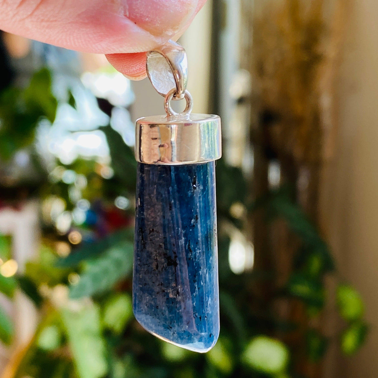 Kyanite pendant KPGJ2681 - Nature's Magick