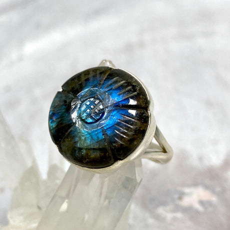 Labradorite Flower Cabochon Ring with split band KRGJ3735 - Nature's Magick