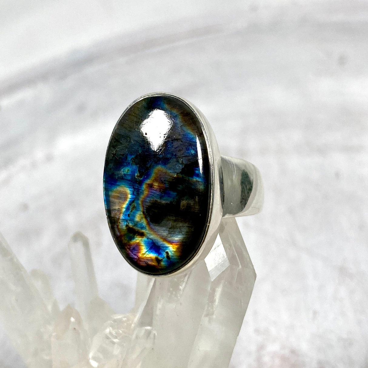 Labradorite oval cabochon ring s.8 KRGJ2748 - Nature's Magick