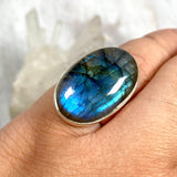 Labradorite oval cabochon ring s.9 KRGJ2751 - Nature's Magick