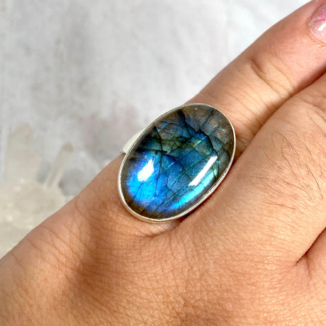 Labradorite oval cabochon ring s.9 KRGJ2751 - Nature's Magick