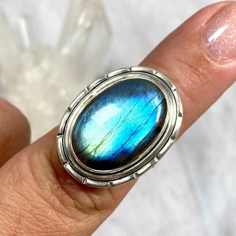 Labradorite oval filigree ring s.7 KRGJ2745 - Nature's Magick