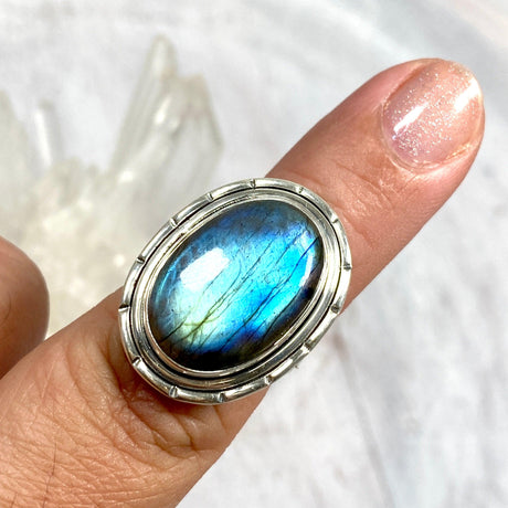 Labradorite oval filigree ring s.7 KRGJ2745 - Nature's Magick