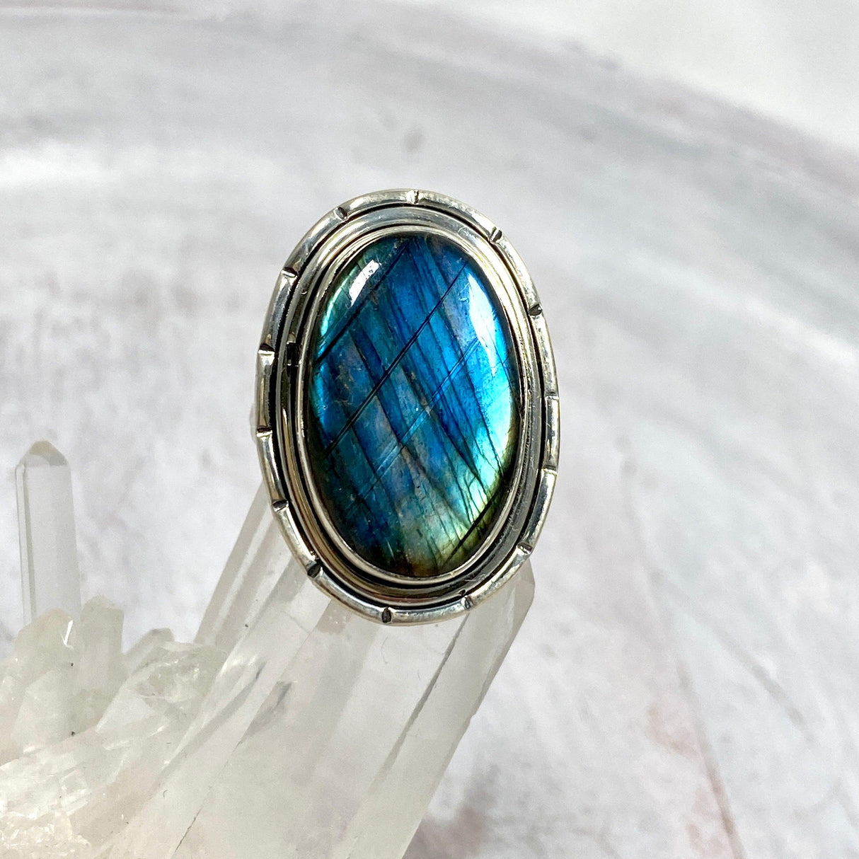 Labradorite oval filigree ring s.8 KRGJ2746 - Nature's Magick