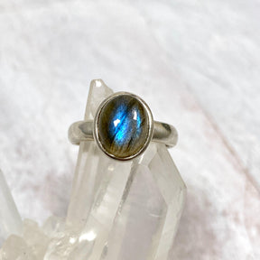 Labradorite Petite OVal Cabochon Ring with simple band PRGJ274 - Nature's Magick