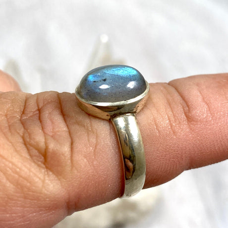 Labradorite Petite OVal Cabochon Ring with simple band PRGJ274 - Nature's Magick