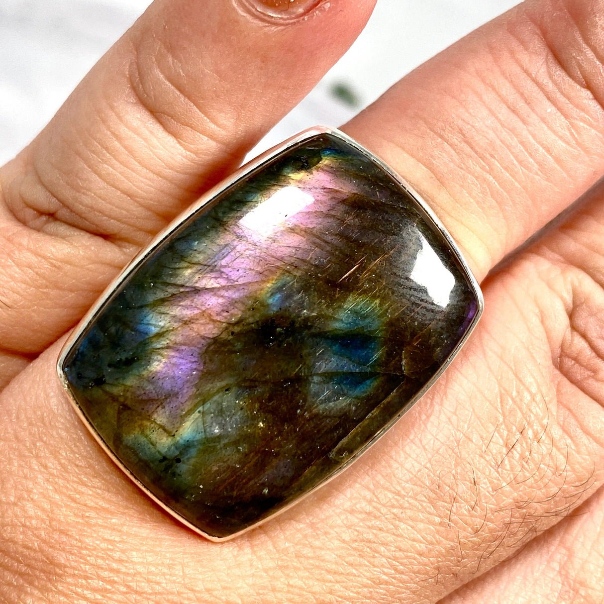 Labradorite rectangular cabochon beaten band ring s.10 KRGJ2743 - Nature's Magick