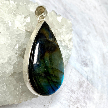 Labradorite tear drop pendant KPGJ1545 - Nature's Magick