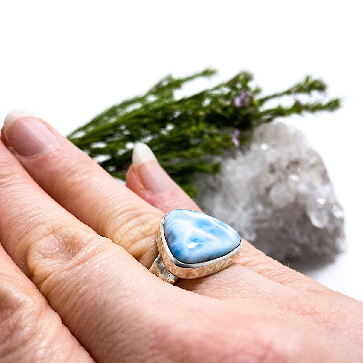 Larimar freeform cabochon ring with beaten band s.9 KRGJ1398 - Nature's Magick