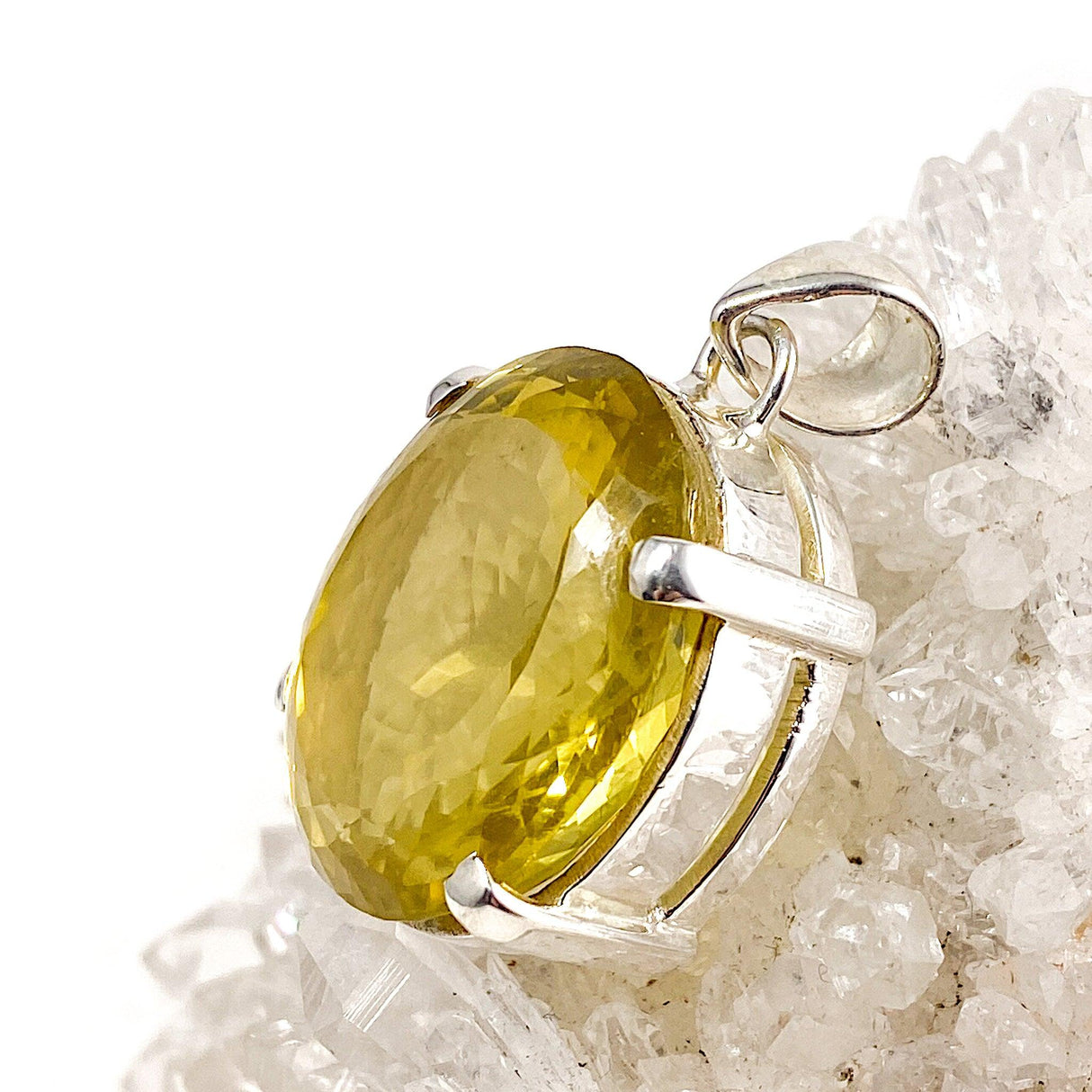 Lemon Quartz oval faceted pendant KPGJ2151 - Nature's Magick