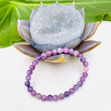 Lepidolite bracelet - Nature's Magick