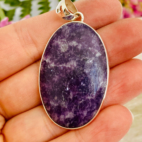 Lepidolite oval pendant KPGJ2744 - Nature's Magick