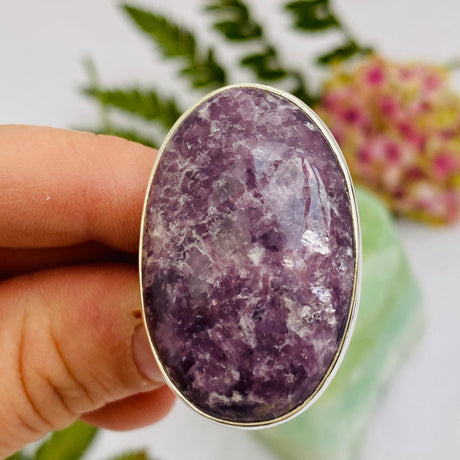 Lepidolite oval ring s.10 KRGJ2058 - Nature's Magick