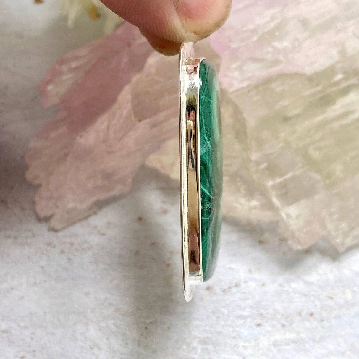 Malachite rectangular pendant KPGJ3335 - Nature's Magick