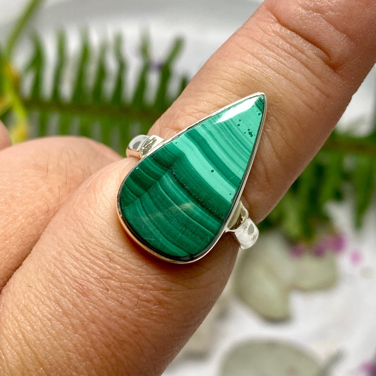 Malachite teardrop ring s.9 KRGJ2623 - Nature's Magick