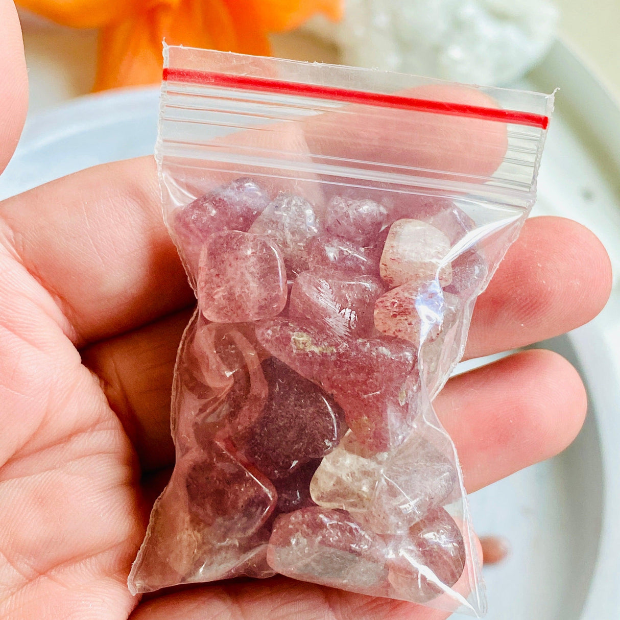 Mini tumbled stones (Chips) 50g - Strawberry Quartz - Nature's Magick