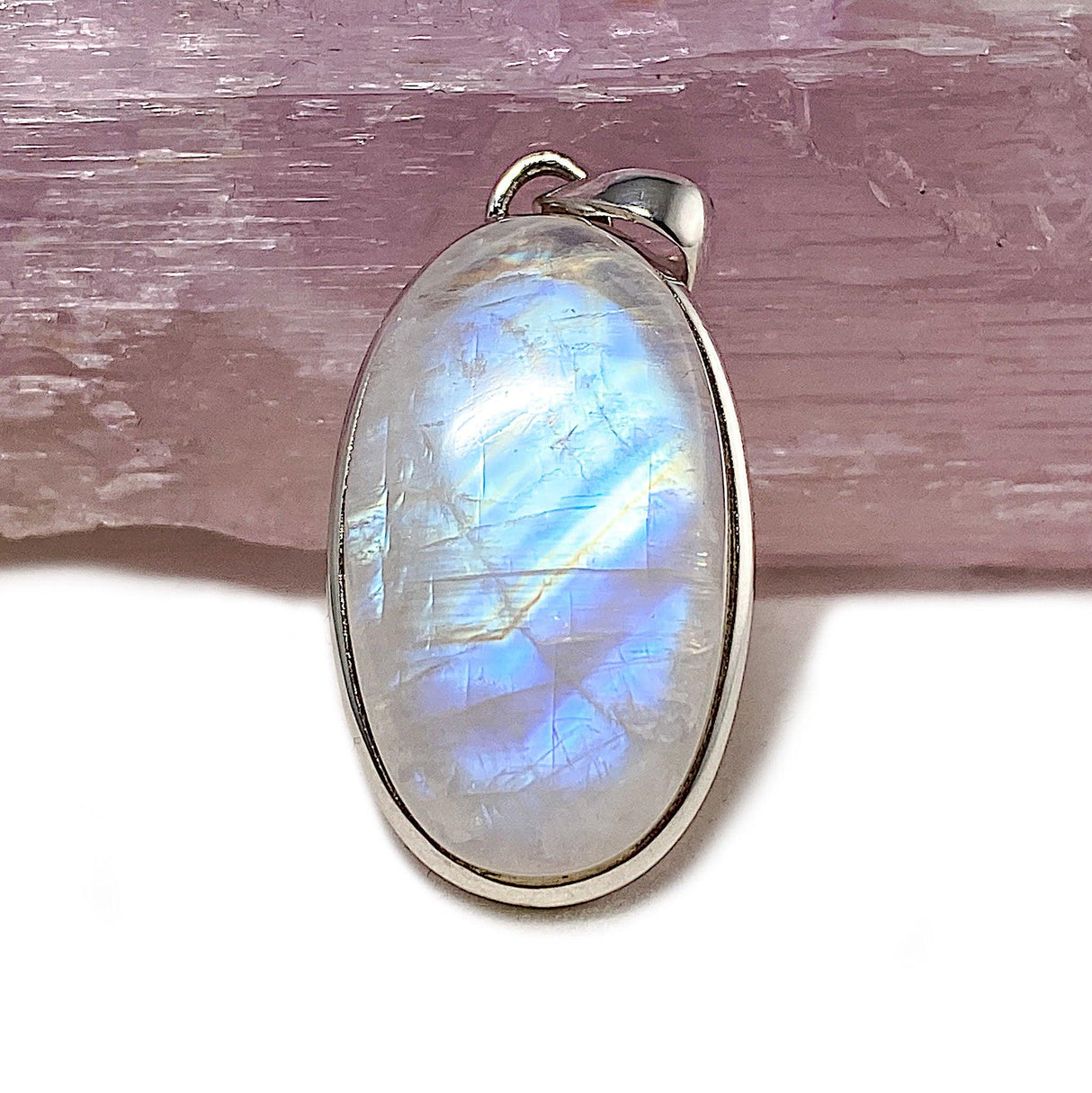 Moonstone oval pendant PPGJ338 - Nature's Magick