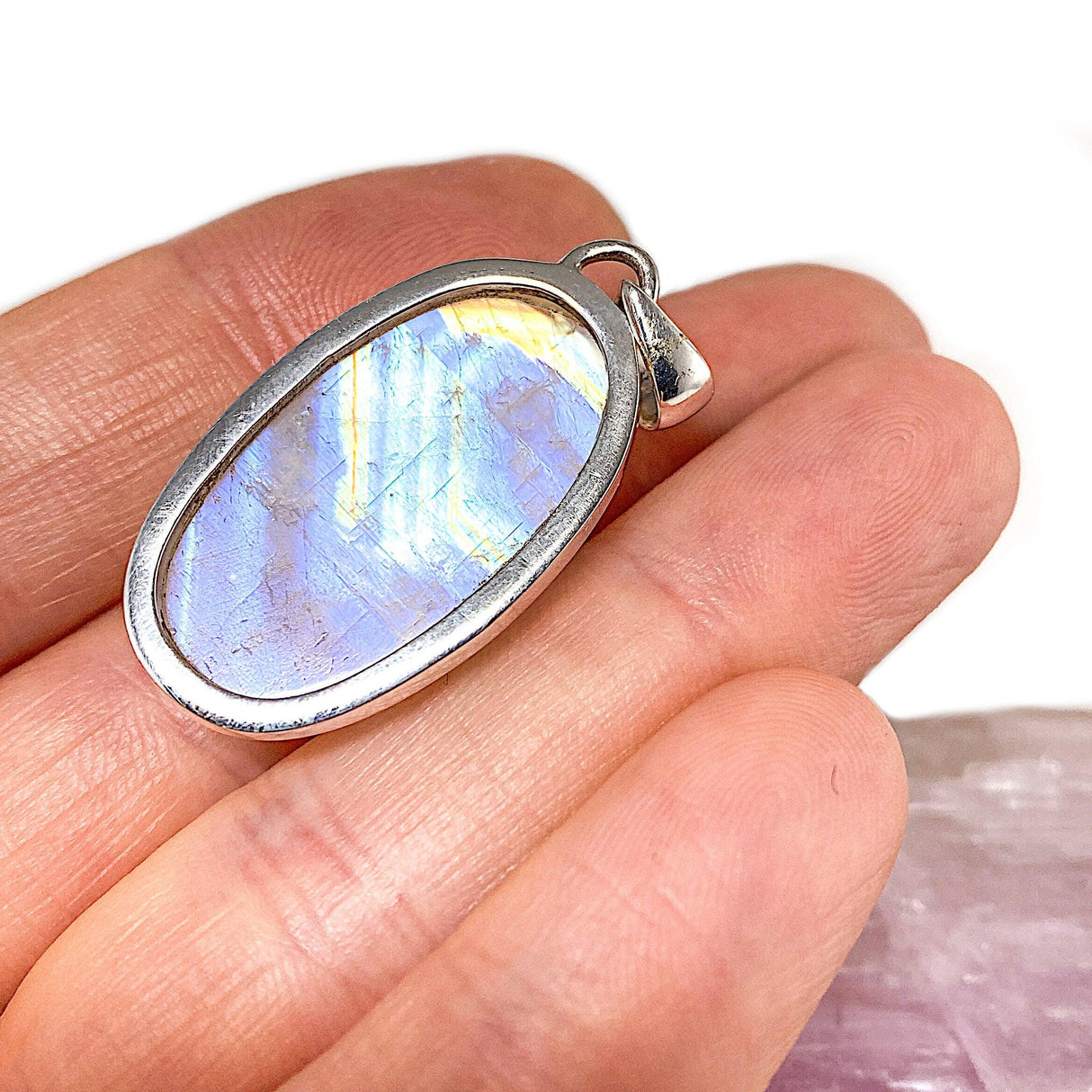 Moonstone oval pendant PPGJ338 - Nature's Magick