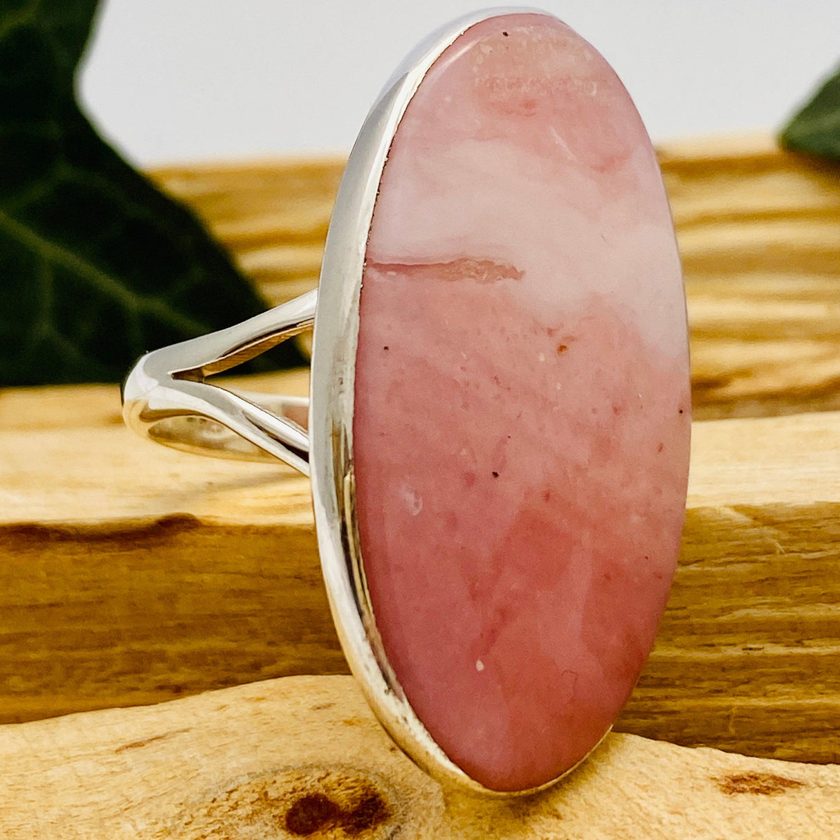 Pink Opal oval cabochon ring with split band s.11 KRGJ1597 - Nature's Magick