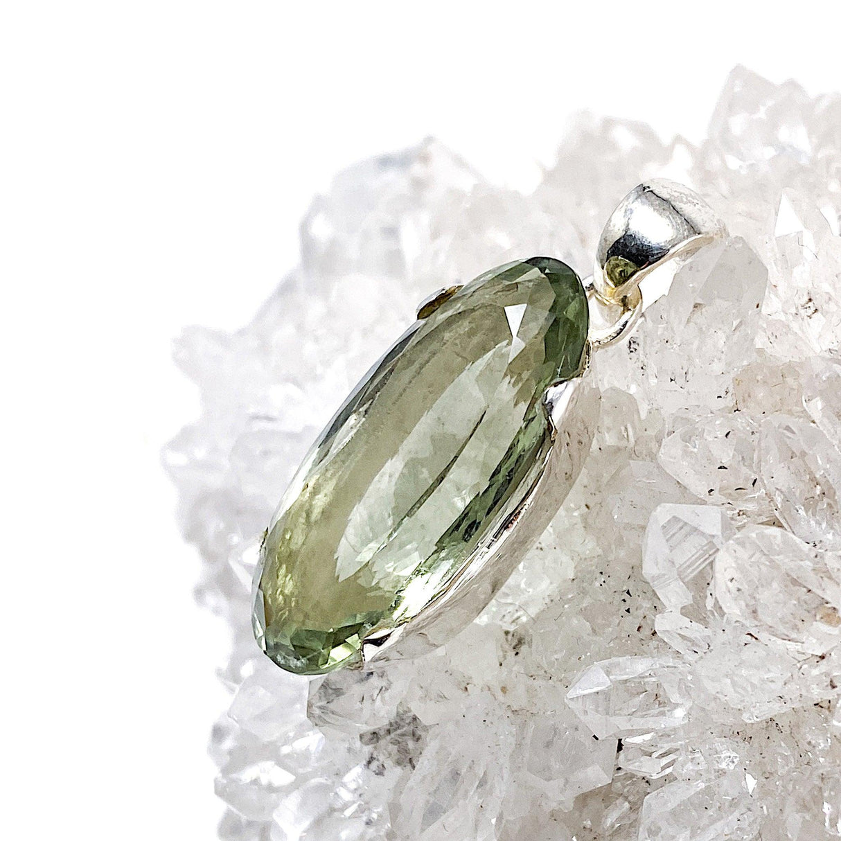 Prasiolite (Green Amethyst) oval faceted pendant KPGJ2156 - Nature's Magick