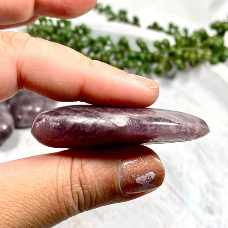 Purple Anhydrite / Angelite Tumble Stone 40-60g CR3418 - Nature's Magick