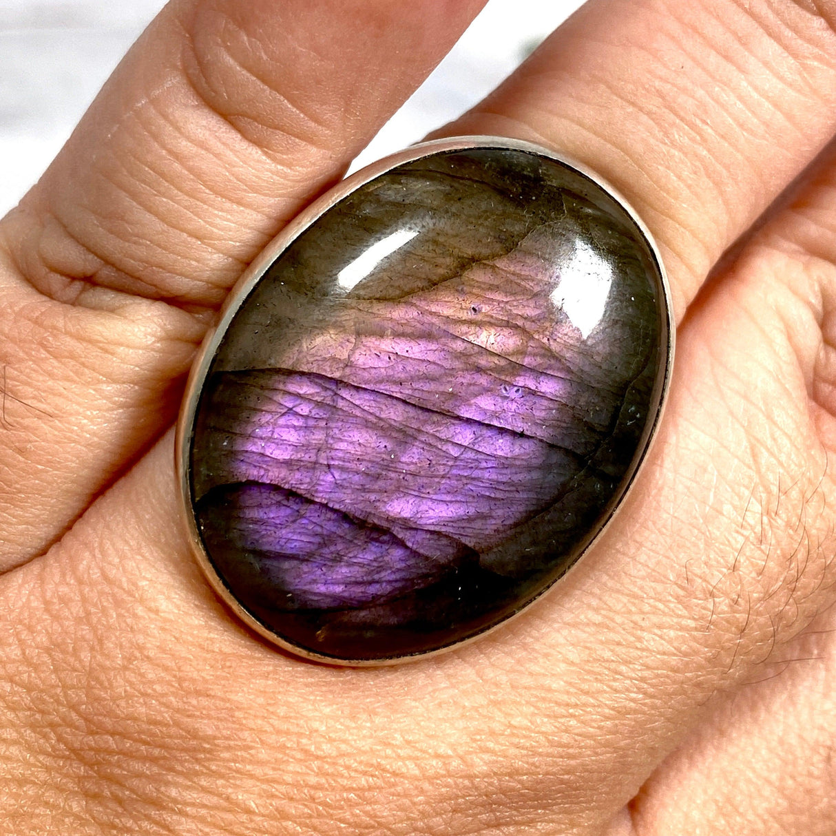 Purple Labradorite oval ring s.10 KRGJ1001 - Nature's Magick