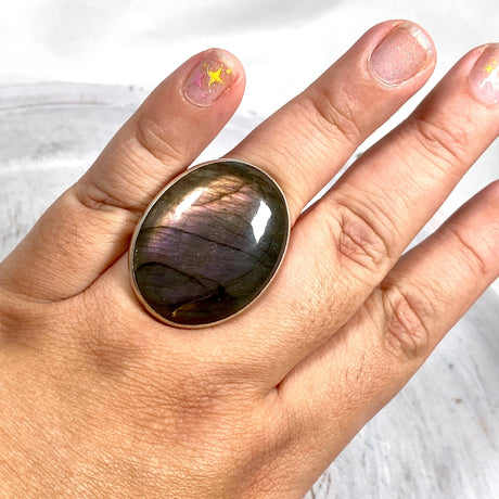 Purple Labradorite oval ring s.10 KRGJ1001 - Nature's Magick