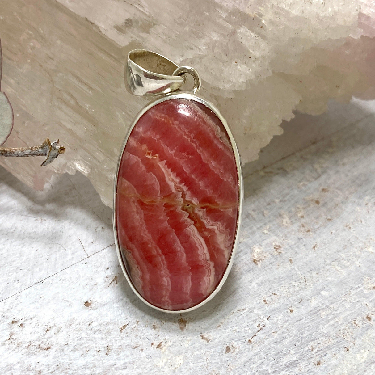 Rhodocrosite oval pendant KPGJ3238 - Nature's Magick