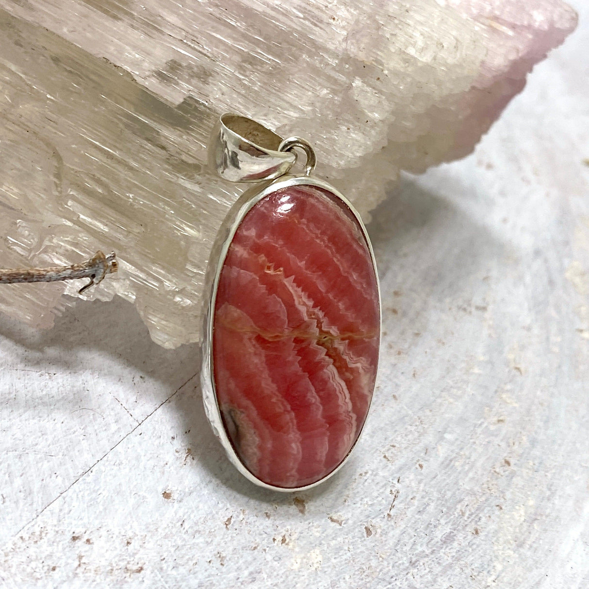 Rhodocrosite oval pendant KPGJ3238 - Nature's Magick