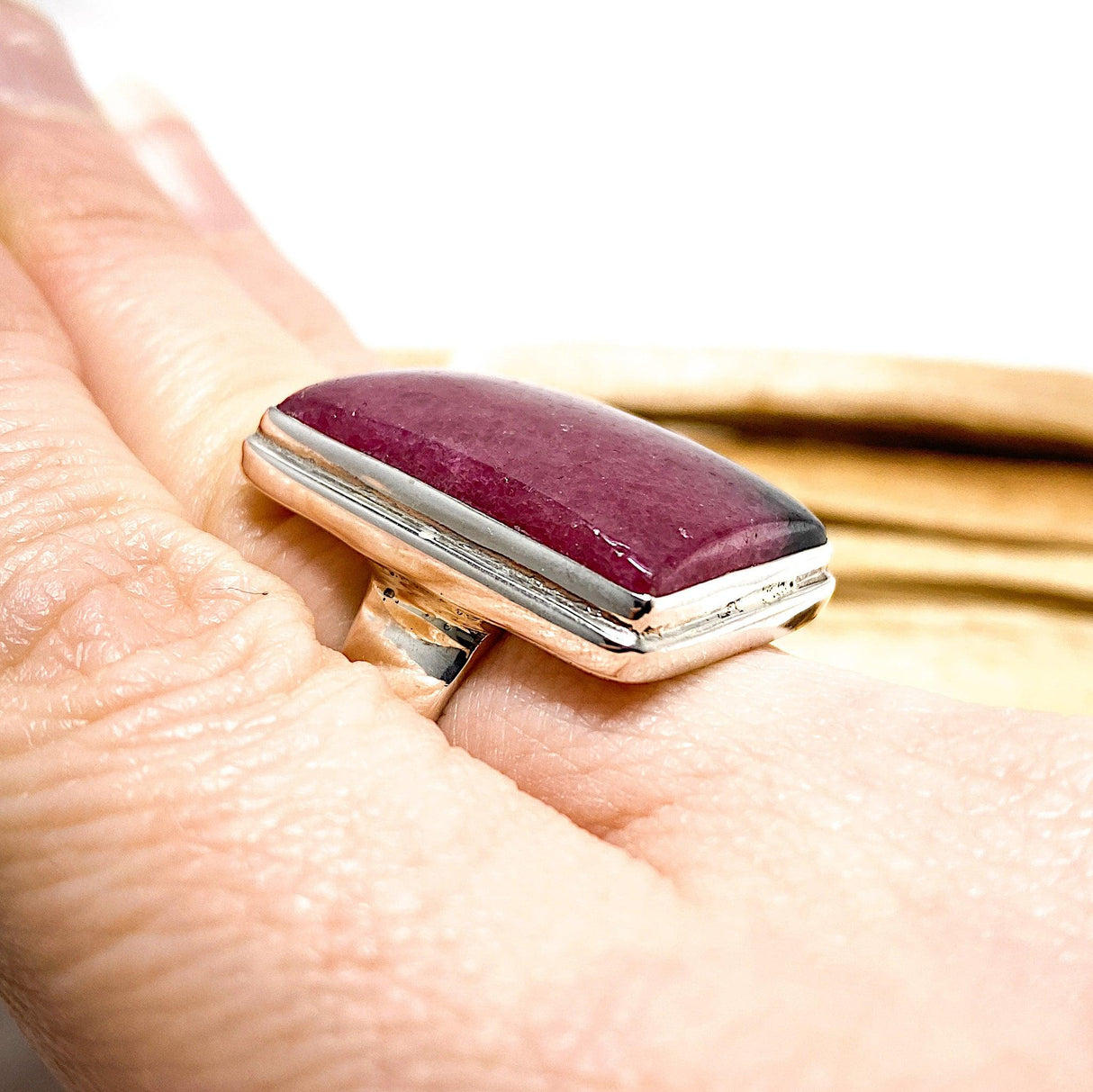 Rhodonite rectangle cabochon ring s.10 KRGJ1502 - Nature's Magick