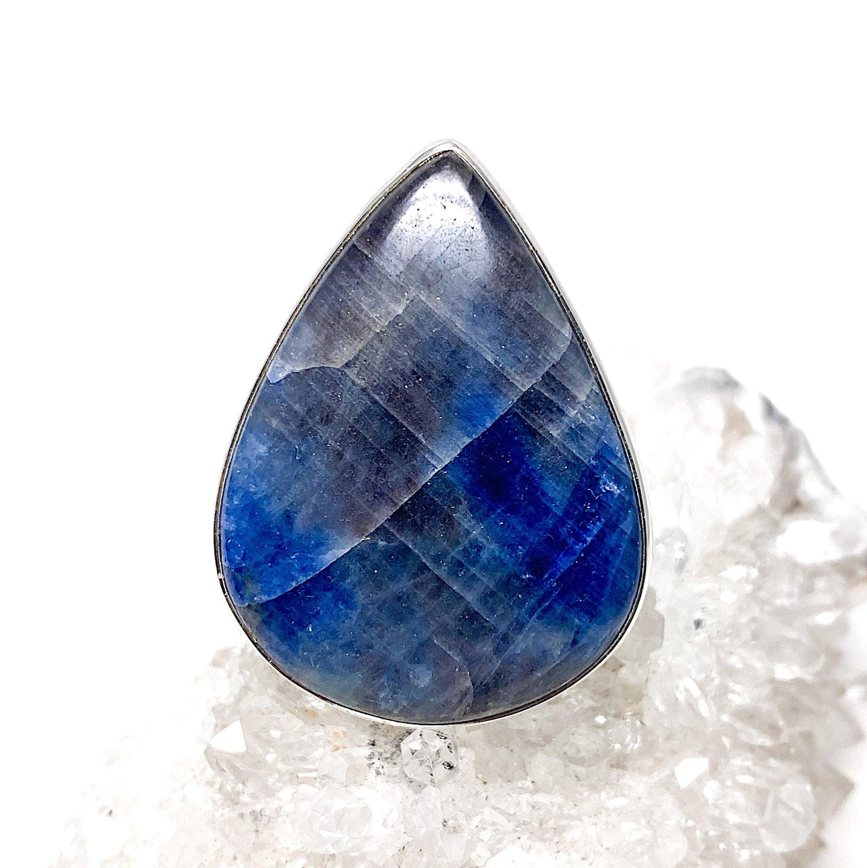 Sapphire teardrop beaten band ring s.9 KRGJ1618 - Nature's Magick