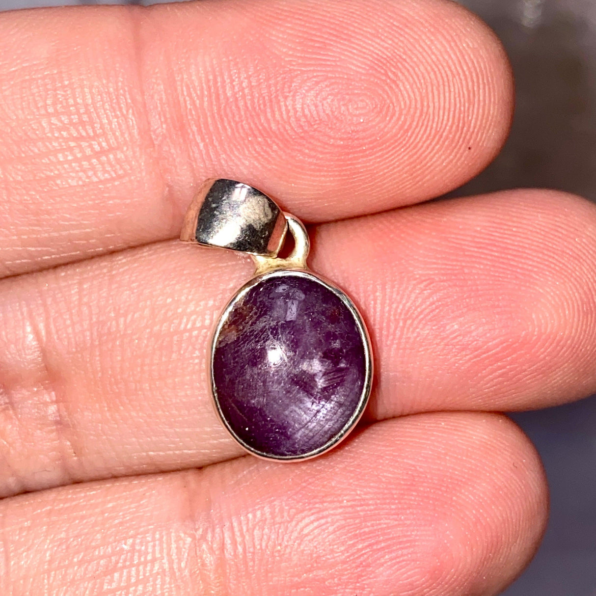 Star Ruby oval cabochon pendant - Nature's Magick