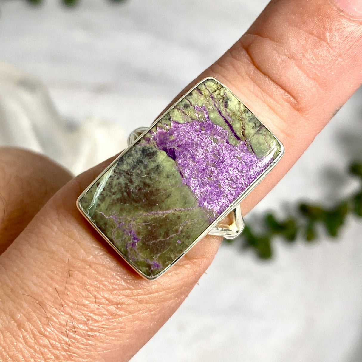 Stitchtite in Serpentine (Atlantasite) rectangular ring s.8 KRGJ2617 - Nature's Magick