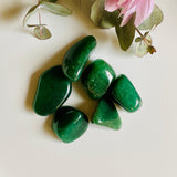 Tumbled Stone - Green Aventurine (large) TS-GRA-L - Nature's Magick