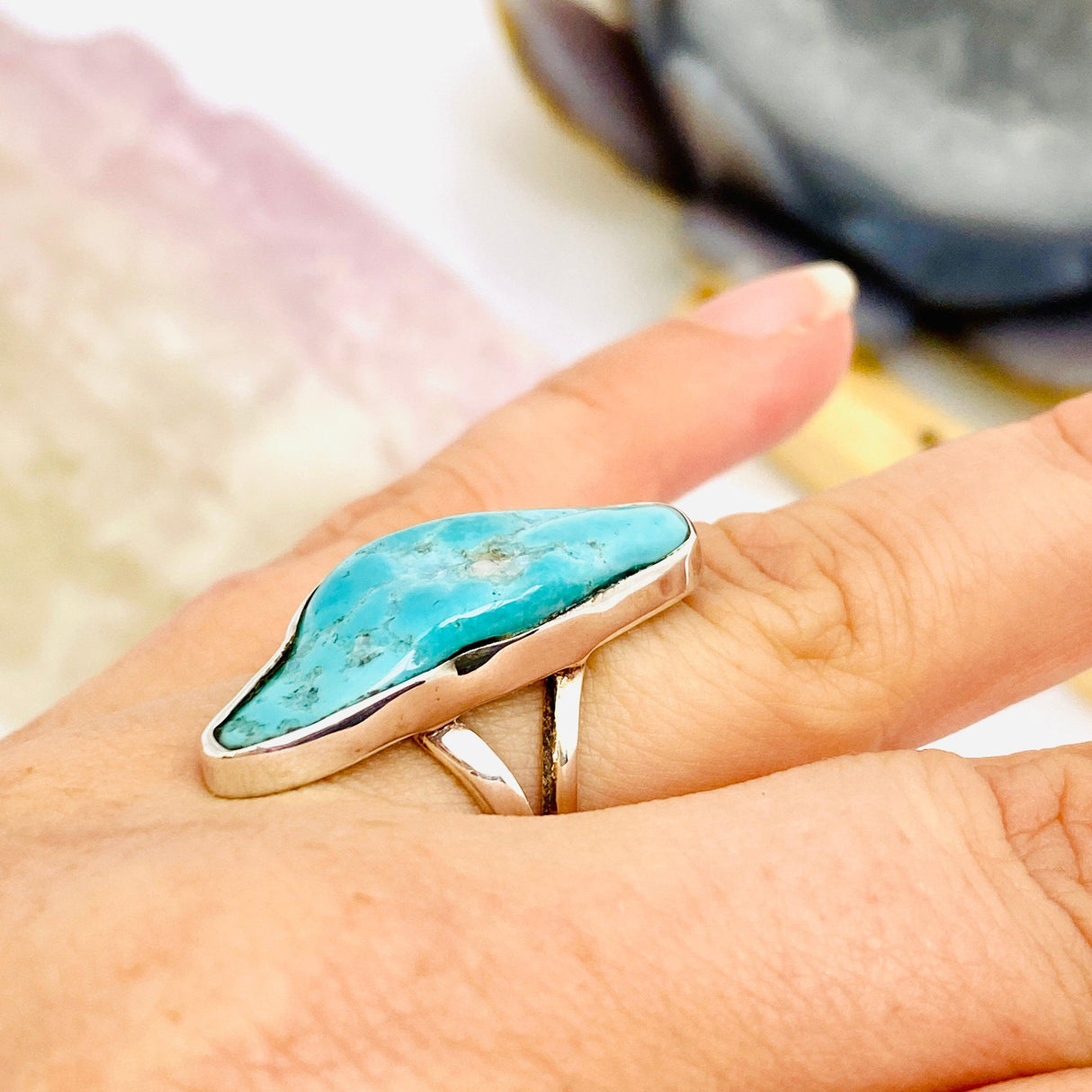 Turquoise polished freeform ring with split band s.6 KRGJ392 - Nature's Magick