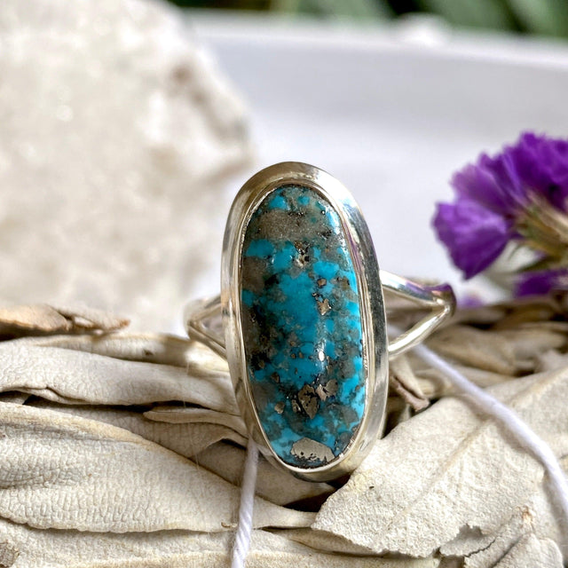 Turquoise with Pyrite oval ring s.10 KRGJ2029 - Nature's Magick